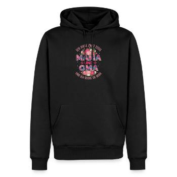Ich Habe Zwei Titel Mama Und Oma Und Ich Rocke - Männer Premium Bio Hoodie - Schwarz - Vorne - Nico (187cm)