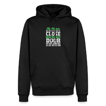 Aufzug - Männer Premium Bio Hoodie - Schwarz - Vorne - Nico (187cm)