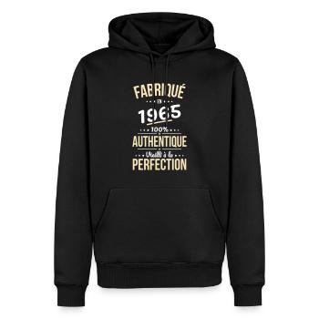 60 Jahre Jubiläum - Hergestellt im Jahr 1965 - Männer Premium Bio Hoodie - Schwarz - Vorne - Nico (187cm)