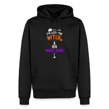Halloween I'm With The Witch And Her Magic Wand - Männer Premium Bio Hoodie - Schwarz - Vorne - Nico (187cm)