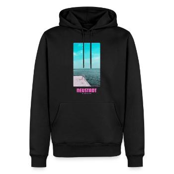 Neustadt in Holstein _ Ostsee  - Männer Premium Bio Hoodie - Schwarz - Vorne - Nico (187cm)