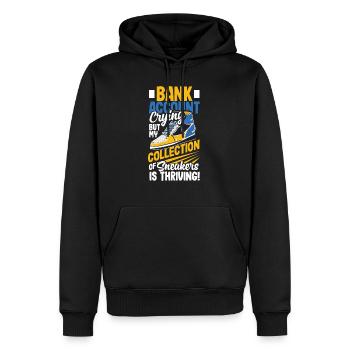 Bank Account Crying, Sneaker Collection Thriving! - Männer Premium Bio Hoodie - Schwarz - Vorne - Nico (187cm)
