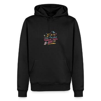 Nach 5 Jahren habe ich ihn noch nicht getötet - Männer Premium Bio Hoodie - Schwarz - Vorne - Nico (187cm)