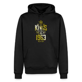 kings are born 1963 - Männer Premium Bio Hoodie - Schwarz - Vorne - Nico (187cm)