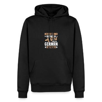 Never Stand Between A Girl And Her German - Männer Premium Bio Hoodie - Schwarz - Vorne - Nico (187cm)