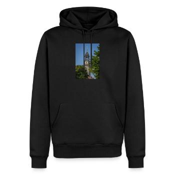St. Michaelis Kirche zwischen zwei Bäumen - Männer Premium Bio Hoodie - Schwarz - Vorne - Nico (187cm)
