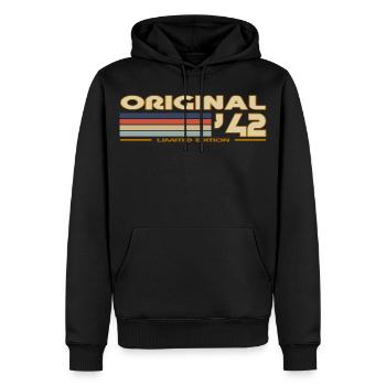 1942 - Männer Premium Bio Hoodie - Schwarz - Vorne - Nico (187cm)
