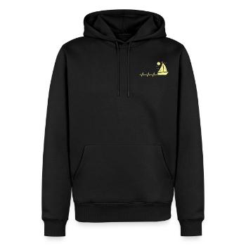 Segler Segelboot auf Herzschlag Herz EKG Herzlinie - Männer Premium Bio Hoodie - Schwarz - Vorne - Nico (187cm)
