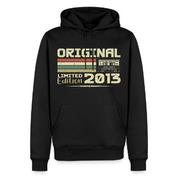 Rétro 2013 Cadeau Anniversaire Né en 2013 Original - Sweat à capuche Premium bio Homme - noir - Devant - Nico (187cm)