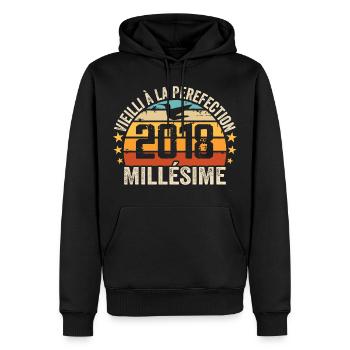 Jahrgang 2018 Retro Geburtstagsgeschenk 2018 - Männer Premium Bio Hoodie - Schwarz - Vorne - Nico (187cm)