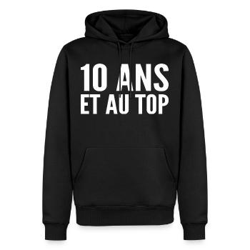 10 Jahre alt und an der Spitze - Männer Premium Bio Hoodie - Schwarz - Vorne - Nico (187cm)