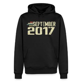 September 2017 Vintage Geschenkidee September 2017 - Männer Premium Bio Hoodie - Schwarz - Vorne - Nico (187cm)