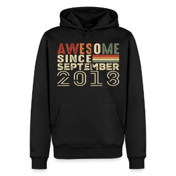 Septembre 2018, cadeau d'anniversaire septembre 2018 - Sweat à capuche Premium bio Homme - noir - Devant - Nico (187cm)