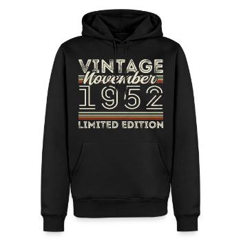 Jahrgang November 1952 Geburtstag November 1952 - Männer Premium Bio Hoodie - Schwarz - Vorne - Nico (187cm)