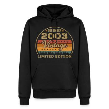 Anniversaire Décembre 2003 Cadeau Décembre 2003 - Sweat à capuche Premium bio Homme - noir - Devant - Nico (187cm)