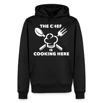 Der Chefkoch ist hier am Kochen - Männer Premium Bio Hoodie - Schwarz - Vorne - Nico (187cm)