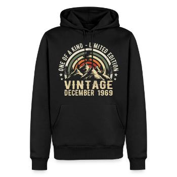 Dezember 1969 - Ausgezeichnet seit Dezember 1969 - Männer Premium Bio Hoodie - Schwarz - Vorne - Nico (187cm)