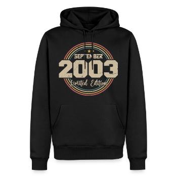 September 2003 Geburtstagsgeschenk 2003 - Männer Premium Bio Hoodie - Schwarz - Vorne - Nico (187cm)