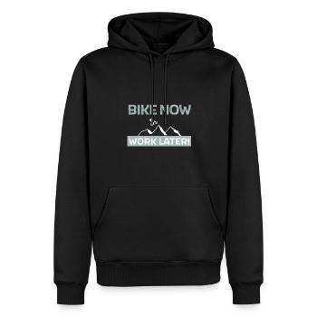 Bike now - work later - Männer Premium Bio Hoodie - Schwarz - Vorne - Nico (187cm)