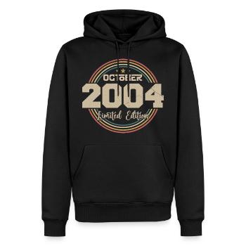 Born in October 2004 Retro Anniversary October 2004 - Men’s Premium Organic Hoodie - black - Front - Nico (187cm)