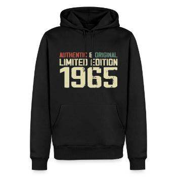 1965 Geburtstagsgeschenk 1965 Jahrgang 1965 Retro - Männer Premium Bio Hoodie - Schwarz - Vorne - Nico (187cm)