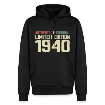 1940 Geburtstagsgeschenk 1940 Jahrgang 1940er Retro - Männer Premium Bio Hoodie - Schwarz - Vorne - Nico (187cm)
