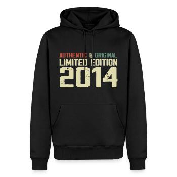 2014 Geburtstagsgeschenk 2014 Jahrgang 2014 Retro - Männer Premium Bio Hoodie - Schwarz - Vorne - Nico (187cm)