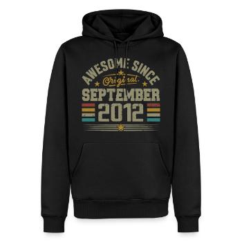 September 2012 Geschenk Gebaut im September 2012 - Männer Premium Bio Hoodie - Schwarz - Vorne - Nico (187cm)
