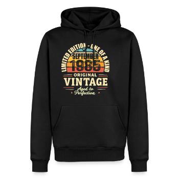 Septembre 1985 Cadeau 1985 Vintage Septembre 1985 - Sweat à capuche Premium bio Homme - noir - Devant - Nico (187cm)