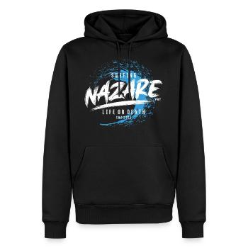 SURFING NAZARE LIFE OR DEATH - Männer Premium Bio Hoodie - Schwarz - Vorne - Nico (187cm)