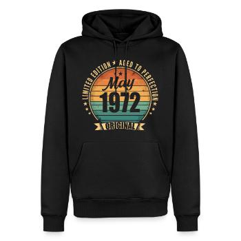 Legend of May 1972 Limited Edition - Männer Premium Bio Hoodie - Schwarz - Vorne - Nico (187cm)