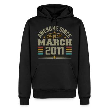 März 2011 Geburtstag Vintage Geschenkidee 2011 - Männer Premium Bio Hoodie - Schwarz - Vorne - Nico (187cm)