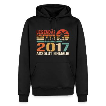 Legendär seit Mai 2017 - Geburtstag im Mai 2017 - Männer Premium Bio Hoodie - Schwarz - Vorne - Nico (187cm)