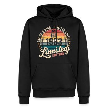 geburtstagsgeschenk 1963 Jahrgang 1963 Retro 1963 - Männer Premium Bio Hoodie - Schwarz - Vorne - Nico (187cm)