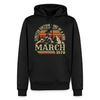 Geburtstagsgeschenk für März 1978 für Menschen, die im März 1978 geboren wurden - Männer Premium Bio Hoodie - Schwarz - Vorne - Nico (187cm)