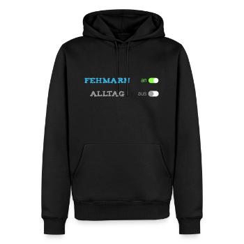 Fehmarn an - Alltag aus. - Männer Premium Bio Hoodie - Schwarz - Vorne - Nico (187cm)