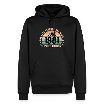 Born in 1981 Tee Vintage Legend Born in June - Männer Premium Bio Hoodie - Schwarz - Vorne - Nico (187cm)