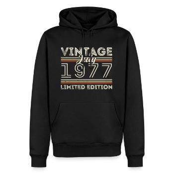 Juillet 1977 Juillet Cadeau d’anniversaire Juillet 1977 - Sweat à capuche Premium bio Homme - noir - Devant - Nico (187cm)