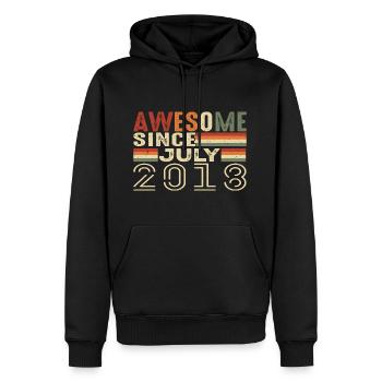 Juli 2018 Geburtstagsgeschenk Juli 2018 Jahrgang - Männer Premium Bio Hoodie - Schwarz - Vorne - Nico (187cm)