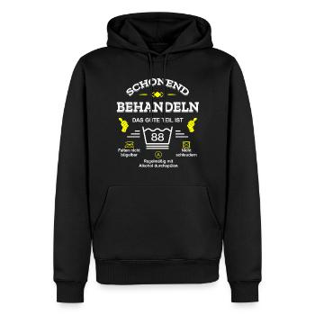 HANDLE MIT SORGFALT – 88 JAHRE PERFEKTION - Männer Premium Bio Hoodie - Schwarz - Vorne - Nico (187cm)