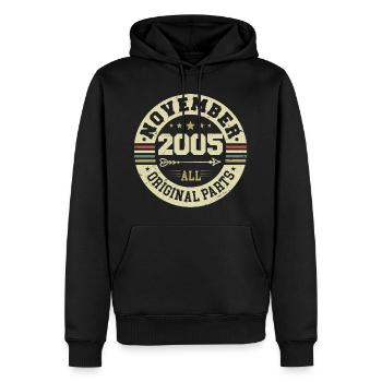 Millésime Novembre 2005 - Anniversaire Novembre 2005 - Sweat à capuche Premium bio Homme - noir - Devant - Nico (187cm)