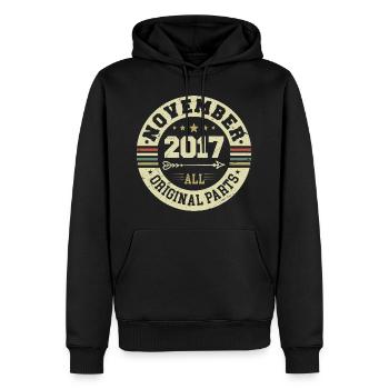 Vintage November 2017 - Geburtstag November 2017 - Männer Premium Bio Hoodie - Schwarz - Vorne - Nico (187cm)