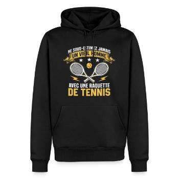 Alter Mann mit einem Tennisschläger - Männer Premium Bio Hoodie - Schwarz - Vorne - Nico (187cm)
