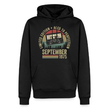 Né en septembre 1975 Millésime 1975 - Sweat à capuche Premium bio Homme - noir - Devant - Nico (187cm)