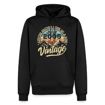 Geboren Im Juli 2006 Jahrgang Geburtstag Juli 2006 - Männer Premium Bio Hoodie - Schwarz - Vorne - Nico (187cm)