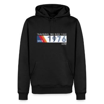 Drôle de voyage dans le temps anniversaire Design juin 1976 - Sweat à capuche Premium bio Homme - noir - Devant - Nico (187cm)