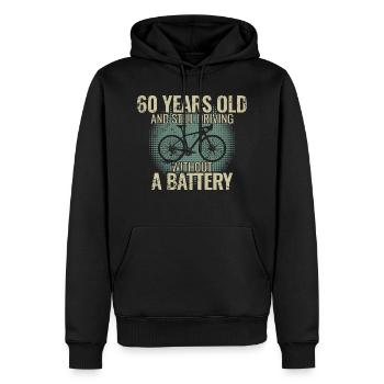 60 ans et toujours sans batterie - Sweat à capuche Premium bio Homme - noir - Devant - Nico (187cm)
