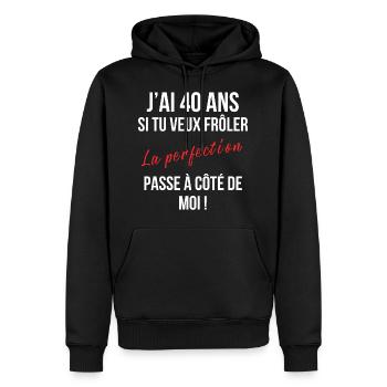 J’ai 40 ans cadeau anniversaire 40 ans humour - Sweat à capuche Premium bio Homme - noir - Devant - Nico (187cm)