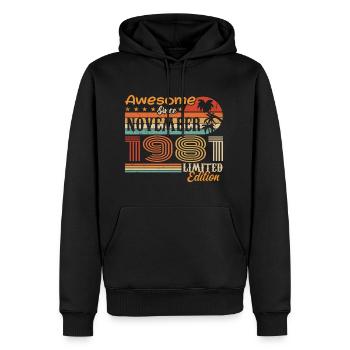 Eine Legende wurde im November 1981 geboren - 1981 - Männer Premium Bio Hoodie - Schwarz - Vorne - Nico (187cm)