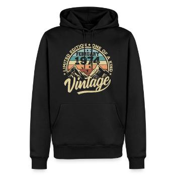 Februar 1974 Jahrgang Retro, Februar 1974 Geschenk - Männer Premium Bio Hoodie - Schwarz - Vorne - Nico (187cm)
